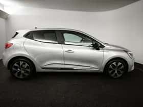 Renault Clio (2023) thumbnail 17