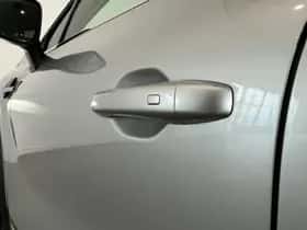 Renault Captur (2021) thumbnail 23