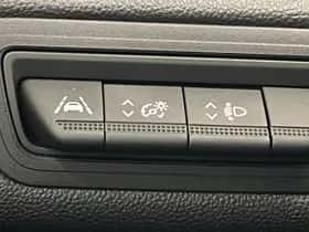Renault Captur (2021) thumbnail 27