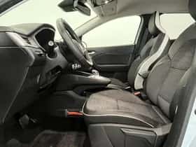 Renault Captur (2021) thumbnail 31