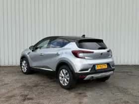 Renault Captur (2021) thumbnail 6