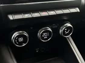 Renault Captur (2021) thumbnail 9