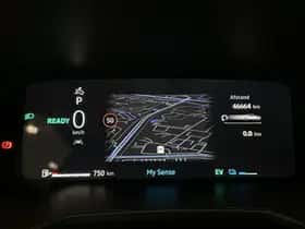 Renault Clio (2024) thumbnail 4