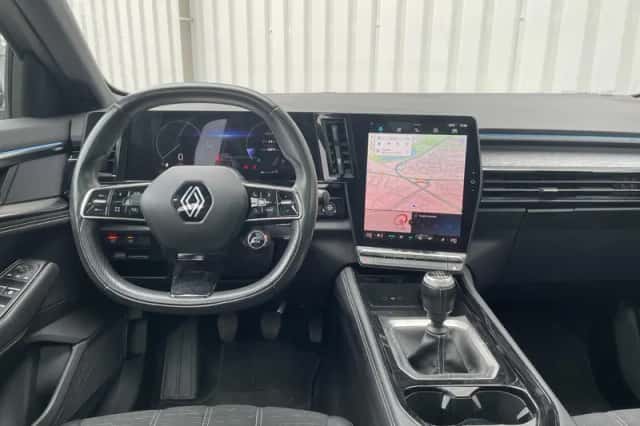 Renault Austral (2023) thumbnail 3