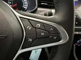 Renault Clio (2020) thumbnail 19