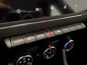 Renault Clio (2020) thumbnail 36
