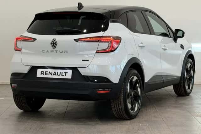 Renault Captur (2026) thumbnail 2