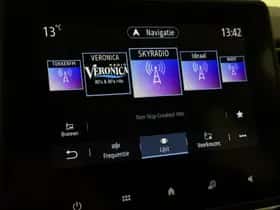 Renault Captur (2021) thumbnail 35