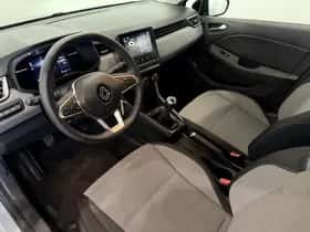 Renault Clio (2024) thumbnail 21