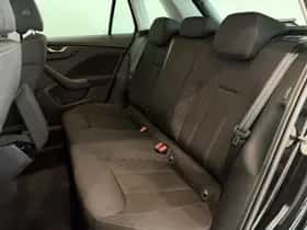 Škoda Kamiq (2023) thumbnail 8