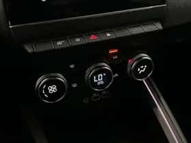 Renault Clio (2024) thumbnail 13