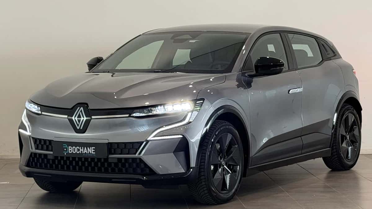 Renault Mégane E-Tech (2025) — foto 1