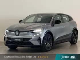 Renault Mégane E-Tech (2025) thumbnail 1