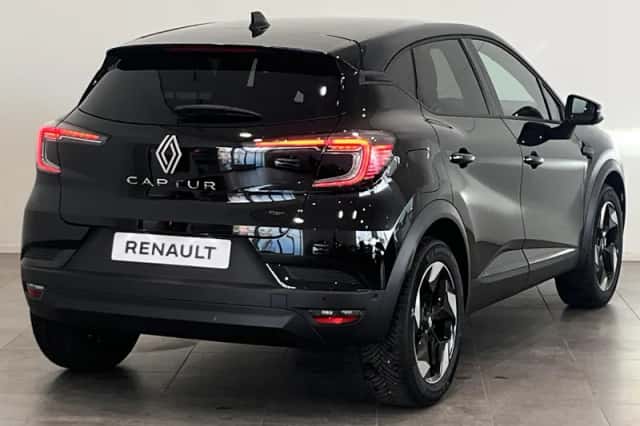 Renault Captur (2026) thumbnail 2