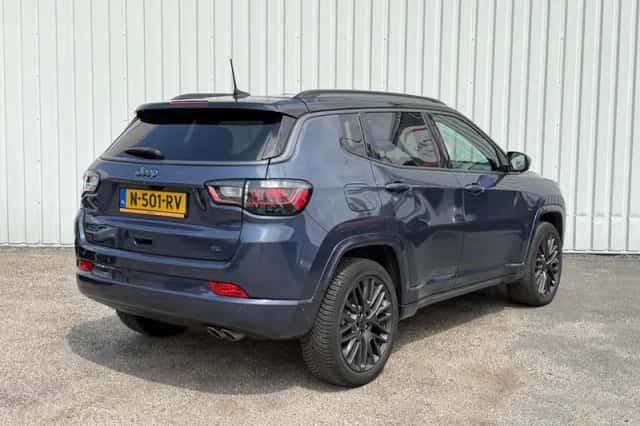 Jeep Compass (2021) thumbnail 2