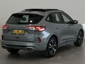 Ford Kuga (2021) thumbnail 2