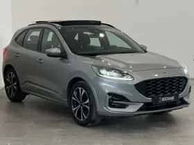 Ford Kuga (2021) thumbnail 5