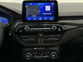 Ford Kuga (2021) thumbnail 10