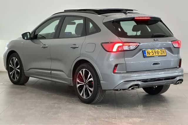 Ford Kuga (2021) thumbnail 6