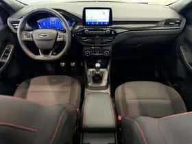 Ford Kuga (2021) thumbnail 3