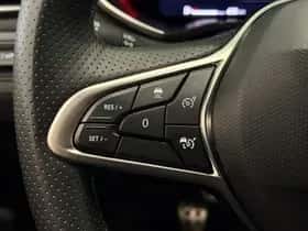 Renault Clio (2024) thumbnail 21