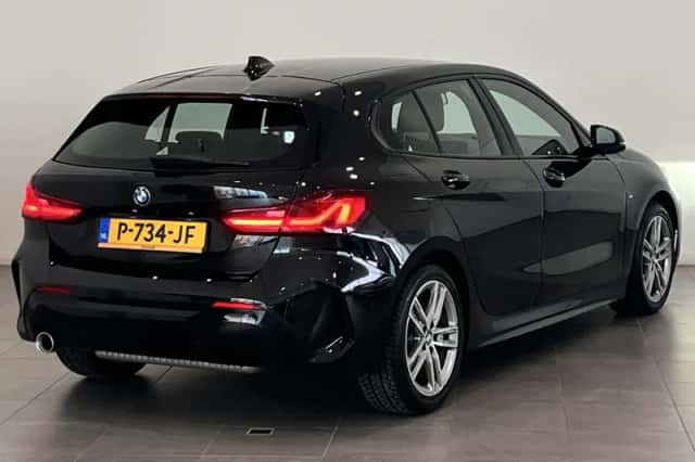 BMW 1-Serie (2022) thumbnail 2