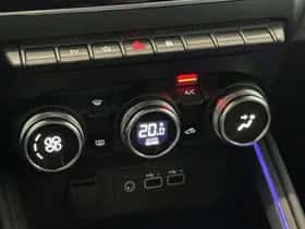 Renault Clio (2024) thumbnail 13