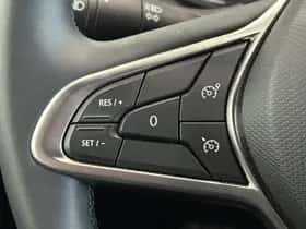 Renault Clio (2024) thumbnail 17
