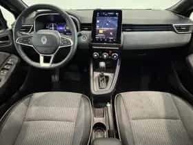 Renault Clio (2024) thumbnail 3