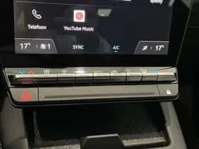 Renault Mégane E-Tech (2022) thumbnail 14
