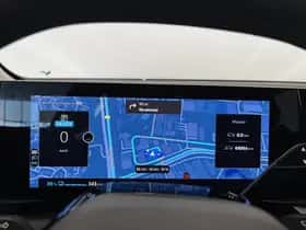 Renault Mégane E-Tech (2022) thumbnail 4