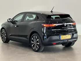 Renault Mégane E-Tech (2022) thumbnail 7