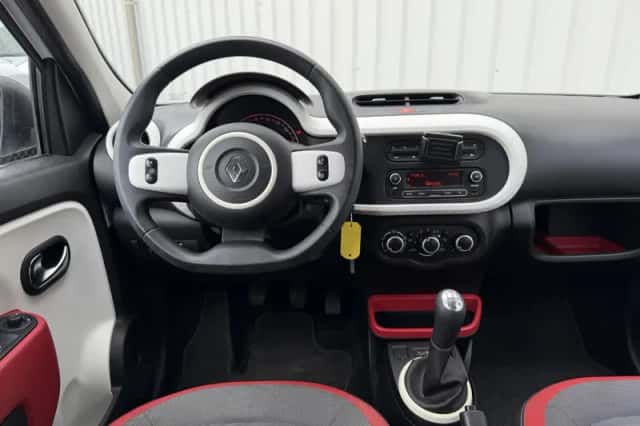 Renault Twingo (2017) thumbnail 3