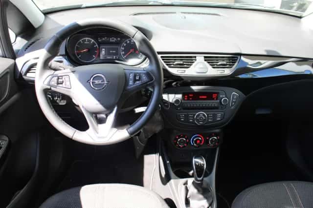 Opel Corsa (2018) thumbnail 3