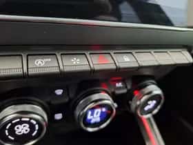 Renault Clio (2024) thumbnail 30