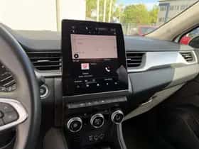 Renault Captur (2022) thumbnail 3