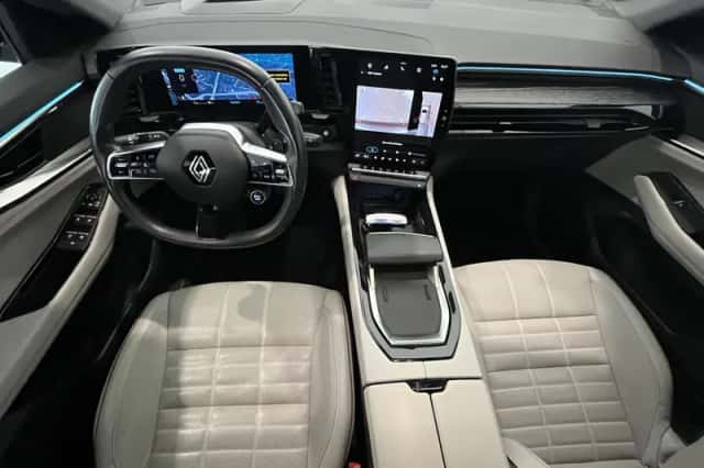 Renault Espace (2024) thumbnail 3