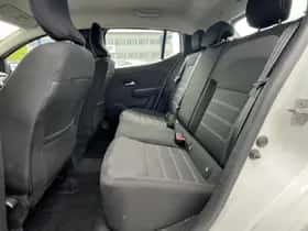 Dacia Sandero Stepway (2023) thumbnail 6
