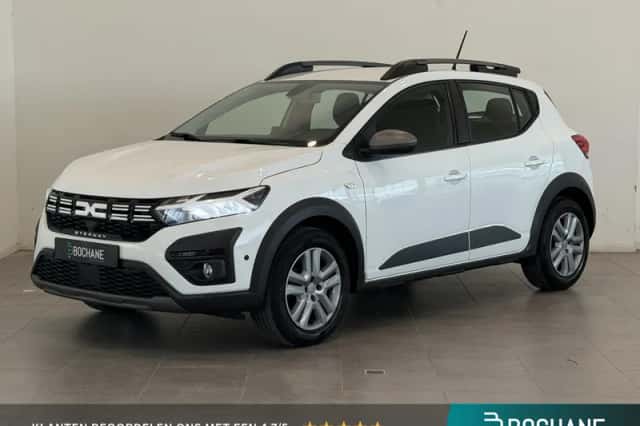 Dacia Sandero Stepway (2023) thumbnail 1