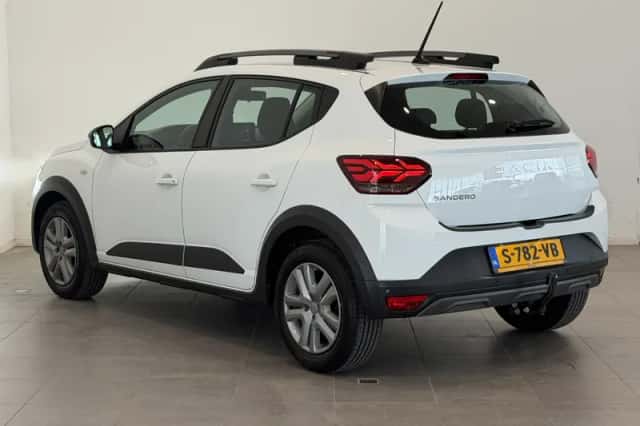 Dacia Sandero Stepway (2023) thumbnail 6