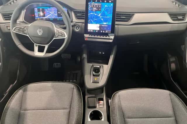 Renault Captur (2026) thumbnail 3