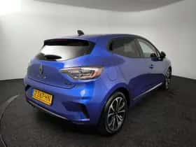 Renault Clio (2024) thumbnail 2