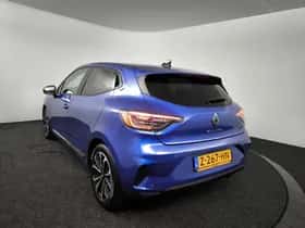 Renault Clio (2024) thumbnail 6