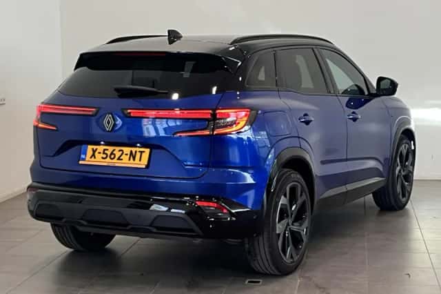Renault Austral (2024) thumbnail 2