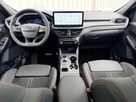 Ford Kuga (2024) thumbnail 3