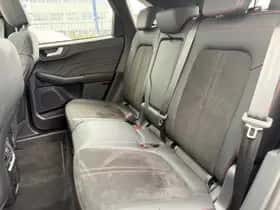 Ford Kuga (2024) thumbnail 8