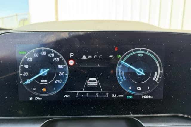 Kia Niro (2023) thumbnail 4