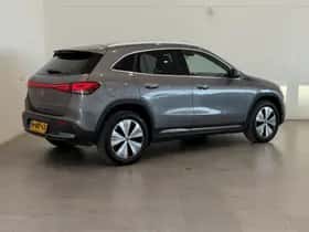 Mercedes-Benz EQA (2021) thumbnail 2