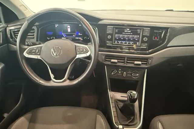 Volkswagen Polo (2022) thumbnail 3