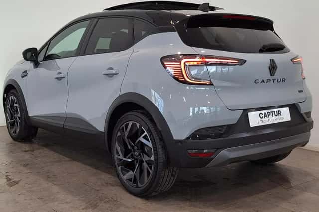 Renault Captur (2026) thumbnail 2